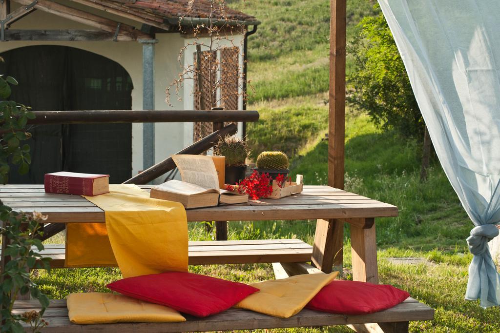 Agriturismo Podere Campaini Volterra Ngoại thất bức ảnh