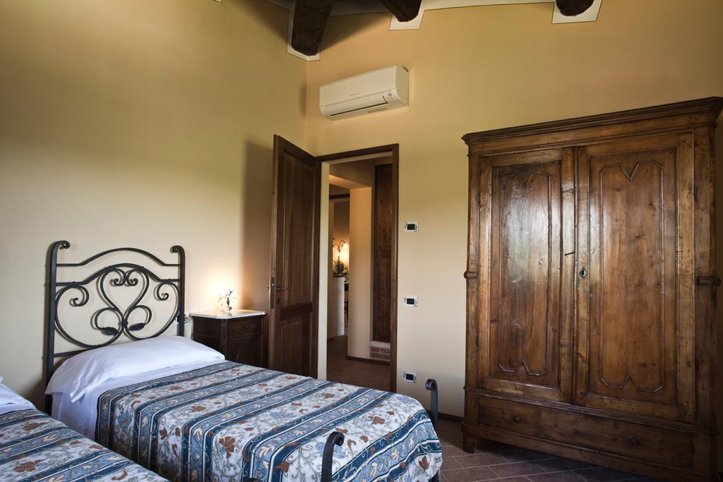 Agriturismo Podere Campaini Volterra Ngoại thất bức ảnh